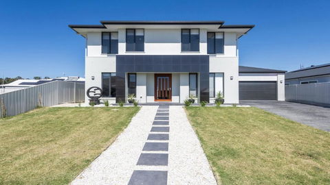 Amaraoo Oasis - Yamba - Sunshine Coast Guide 1