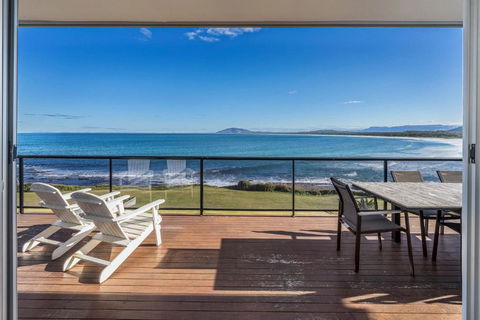 Amaroo - Sunshine Coast Guide 2