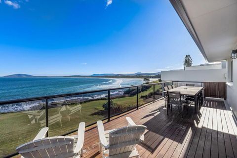 Amaroo - Sunshine Coast Guide 0