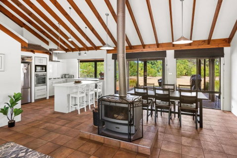 Amaroo - Sunshine Coast Guide 3