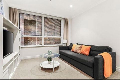Amazing Apartment In Sydney CBD With Rooftop Pool - Sunshine Coast Guide 1