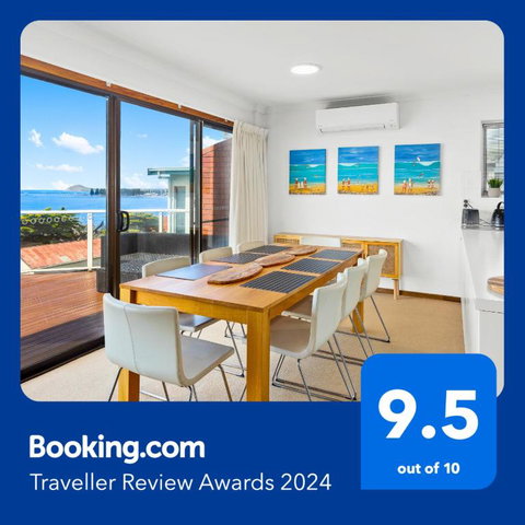 Amazing Ocean Views At This Exclusive 4 BR Holiday Home - Sunshine Coast Guide 2
