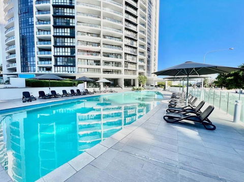 Amazing Sierra Grand Resort 26th Floor - Sunshine Coast Guide 0