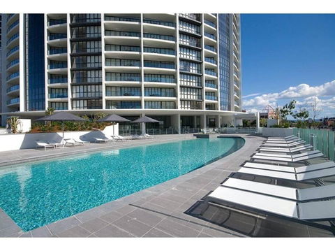 Amazing Sierra Grand Resort 26th Floor - Sunshine Coast Guide 1