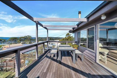 Amazing Views At Hyams Beach - Sunshine Coast Guide 3