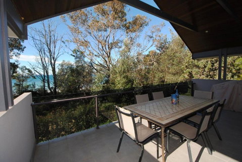 Amazing Views - Belle Escapes Jervis Bay - Sunshine Coast Guide 2