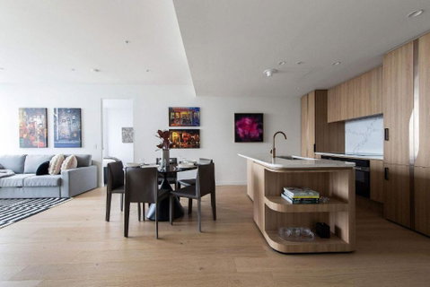 An Astonishing 3BR Apt At Sapphire By The Gardens - Sunshine Coast Guide 3