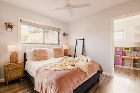 An Idyllic Boho Style Retreat High-end Kitchenware - Sunshine Coast Guide 2