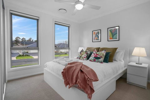 Andrica House - Your Southern Highlands Retreat! - Sunshine Coast Guide 3