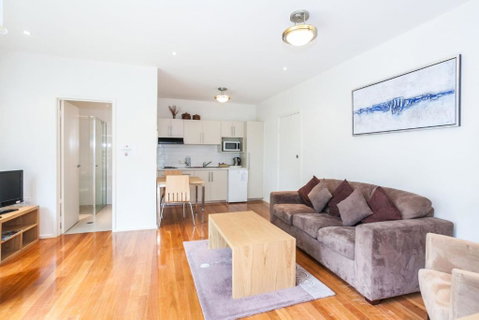Anglesea River Apartment 22 - Sunshine Coast Guide 1