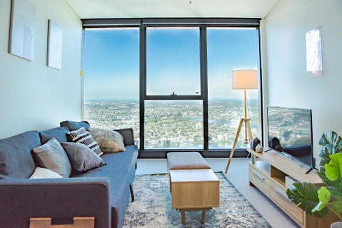 AirTrip Apartment On Margaret Street In CBD - Sunshine Coast Guide 0