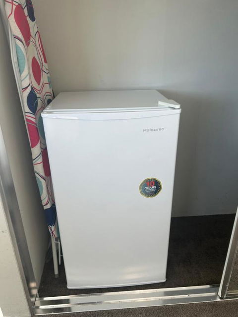 Apartment Close To The Beach - Sunshine Coast Guide 4