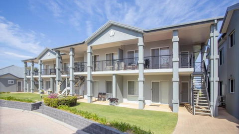 Apartment 14 - The Meridian - Sunshine Coast Guide 0