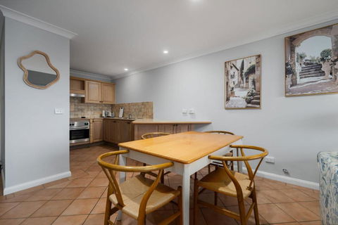 Apartment On William In CBD - 2 Bed 2 Bath Wi-Fi - Sunshine Coast Guide 3