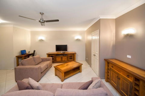 Apartments On Palmer - Sunshine Coast Guide 0