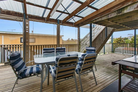Apollo Bay Hideaway 5 Minute Walk To The Beach - Sunshine Coast Guide 4