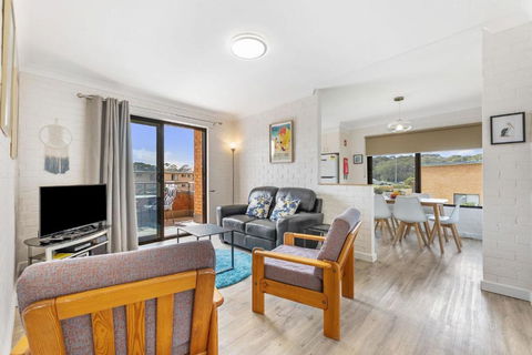 Apollo Unit 21 1st Floor - Sunshine Coast Guide 0