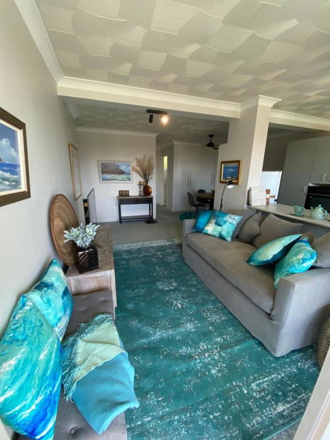Aqua On Bribie 100 Metres To Beach And Shops - Sunshine Coast Guide 0