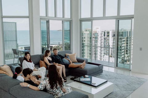 Aquavista Penthouse - Stunning 180 Views - Sunshine Coast Guide 1