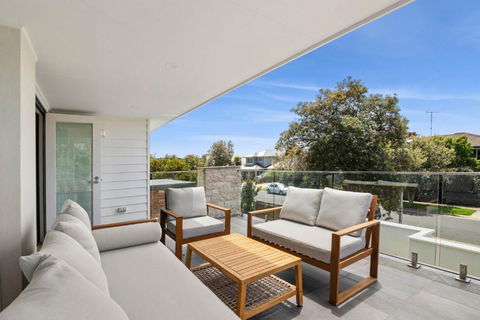 Aquilla By The Beach - Sunshine Coast Guide 1