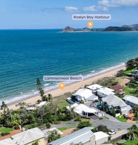 ARay At Cooee Bay - Apt A - Beach House Yeppoon - Sunshine Coast Guide 1