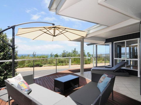 Arcadia By Jervis Bay Rentals - Sunshine Coast Guide 0