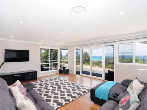 Arcadia By Jervis Bay Rentals - Sunshine Coast Guide 4