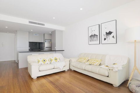 Arena Newcastle Beach - Sunshine Coast Guide 4