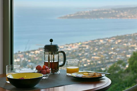 Arthurs Views - Sunshine Coast Guide 0