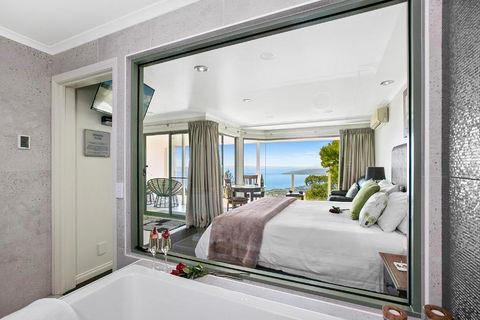 Arthurs Views - Sunshine Coast Guide 4