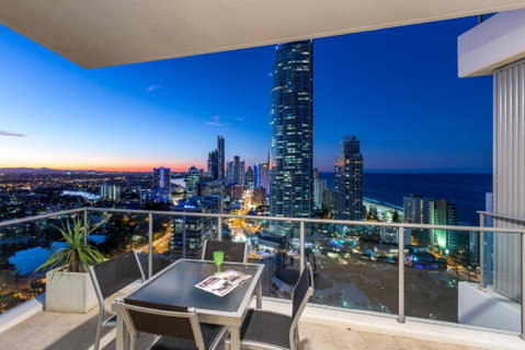 Artique Surfers Paradise - Official - Sunshine Coast Guide 4