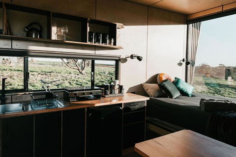 Ashleigh The Tiny Cabin In Toodyay - Sunshine Coast Guide 4