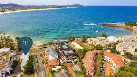 Ashwood 100 Meters To Beach, Shops, Cafes Accom Holidays - Sunshine Coast Guide 1
