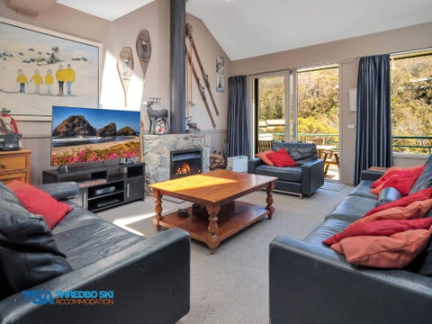 Aspect 4 - Sunshine Coast Guide 0