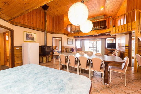Augusta Sheoak Chalets - Sunshine Coast Guide 3