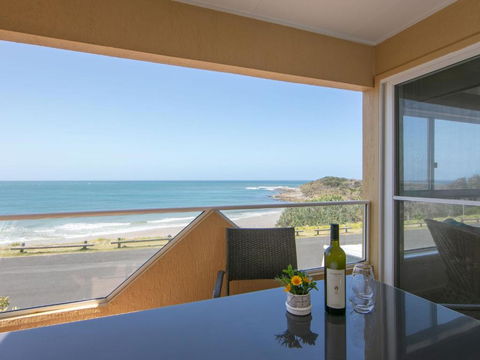 Avalon 2 - Sunshine Coast Guide 4