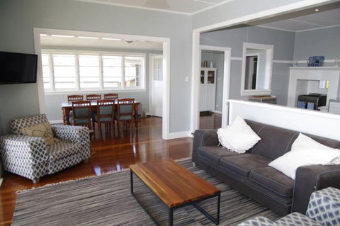 Awesome View, 4 View Street - Sunshine Coast Guide 4