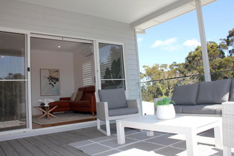 Ayada Villa - Pet Friendly - 1 Min To Beach - Sunshine Coast Guide 2
