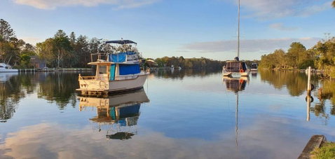 Aqua Adventures Retreat. Waterfront Playground - Sunshine Coast Guide 2