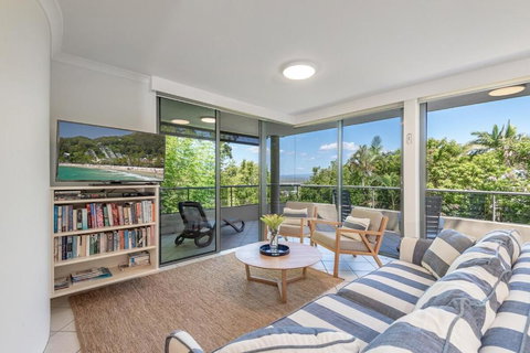 Bahia Lindo, Apartment 1 - Sunshine Coast Guide 0