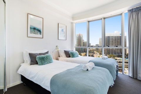 Chevron Renaissance Ocean View - Sunshine Coast Guide 11