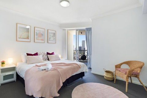 Chevron Renaissance Ocean View - Sunshine Coast Guide 4