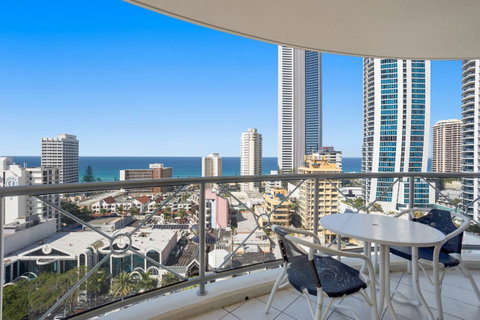 Chevron Renaissance Ocean View - Sunshine Coast Guide 9