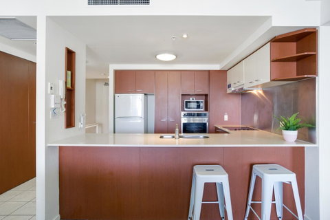 Chevron Renaissance Ocean View - Sunshine Coast Guide 7