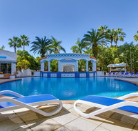 Bel Air on Broadbeach - Sunshine Coast Guide