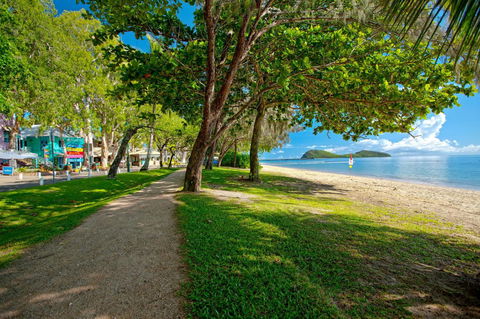 The Reef Retreat Palm Cove - Sunshine Coast Guide 10