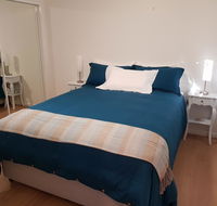 Bee-Haven Cottage - Sunshine Coast Guide