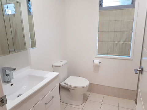 Bee-Haven Cottage - Sunshine Coast Guide 9