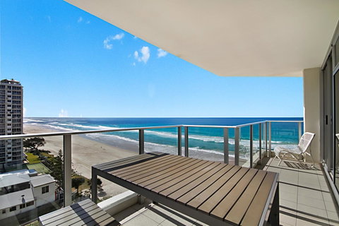 Hibiscus On The Beach - Sunshine Coast Guide 18