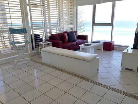 Hibiscus On The Beach - Sunshine Coast Guide 30